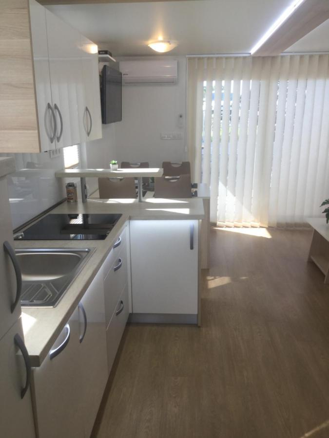 Vila Floating House - Arena 2 Pula Exteriér fotografie